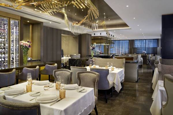 armenien-jerewan-penthouse-bar & grill-6047-hotel-the alexander a luxury collection hotel