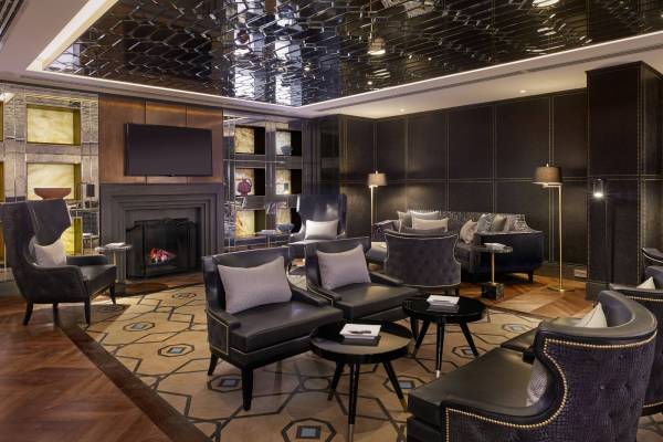 armenien-jerewan-the-keys-cigar-lounge-6058-hotel-the alexander a luxury collection hotel