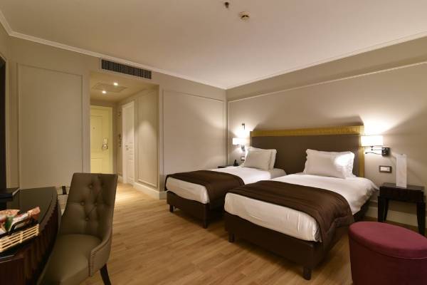 armenien-yerevan-grand-hotel-yerevan-standard-double-room