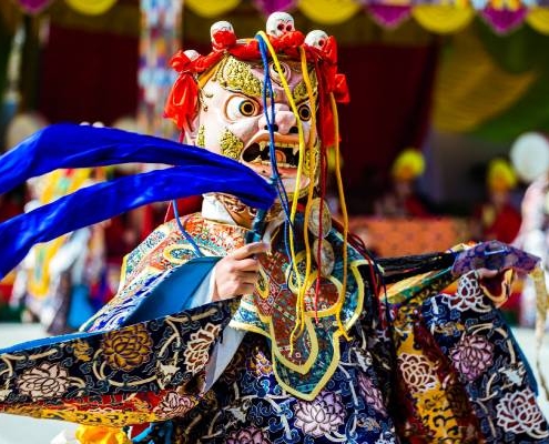 der Besuch eines Klosterfestes in Bhutan ist ein Höhepunkt auf jeder Bhutan Privatreise