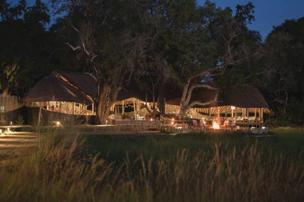 botswana-okavango-delta-belmond-eagle-island-lodge-exterior