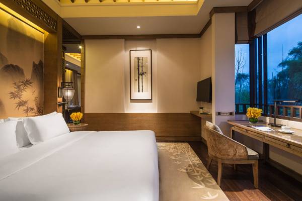 china-yangshuo-banyan-tree-li-river-impression-one-bedroom-villa