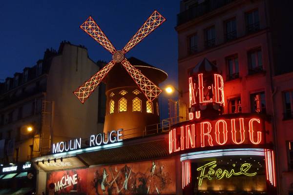 frankreich-paris-moulin-rouge-pixabay-392147-hermann-traub
