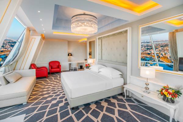 georgien-tiflis-the biltmore-tbilisi-hotel-royal-suite