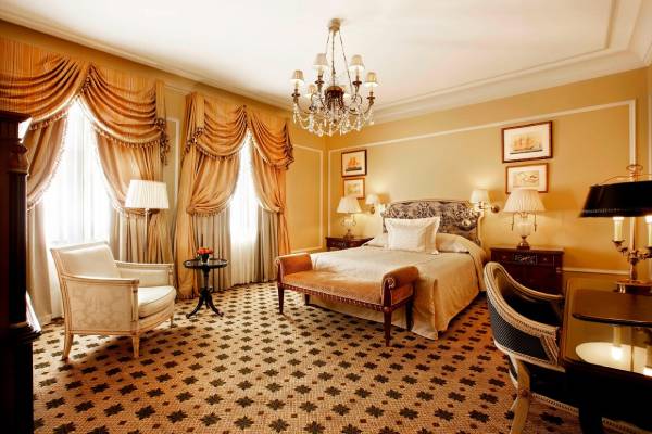 griechenland-athen-hotel-grande-bretagne-junior-suite