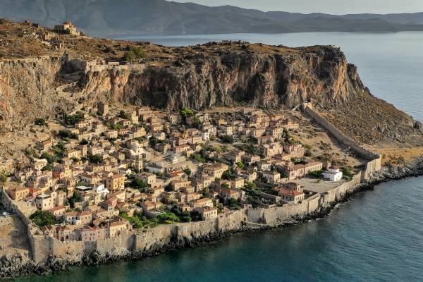 griechenland-peleponnes-monemvasia-festungsstadt-evangelos-mpikakis-9bARGvItNo4-unsplash
