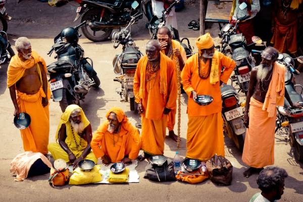 auf einer Südindien Rundreise sieht man viele Pilger in Madurai