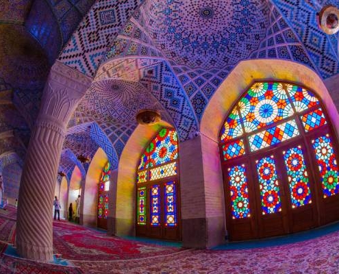 Nasir al Mulk-Moschee in Shiraz ist ein Höhepunkt einer jeden Iran Rundreise