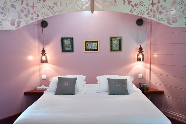 la-reunion-cilaos-superior-zimmer-bett-tsilaosa-hotel-spa