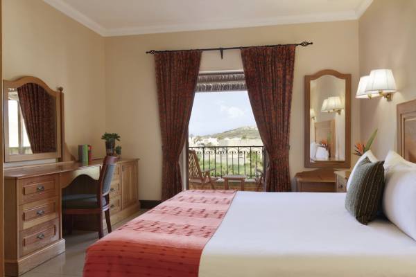 malta-kempinski-hotel-san-lawrenz-country-view-suite-
