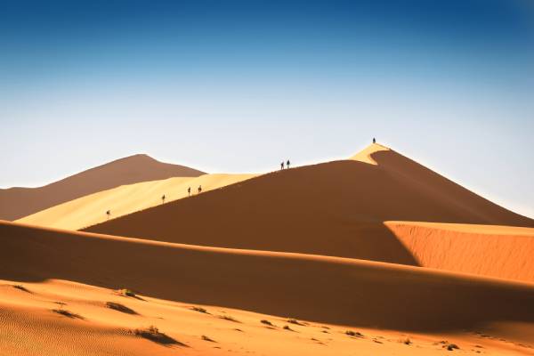 namibia-andBeyond-sossusvlei-Big-Dune-Walk
