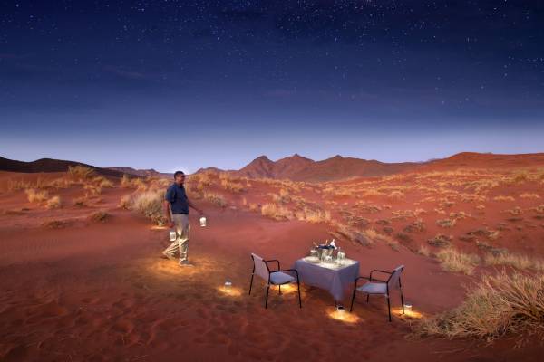 namibia-andBeyond-sossusvlei-dünen-dinner