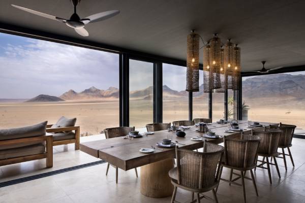 namibia-andBeyond-sossusvlei-indoor-guest-area