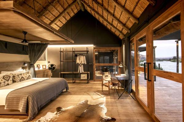 namibia-kaokoveld-serra-cafema-camp-chalet-2