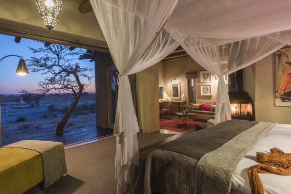 namibia-onguma-the-fort-honeymoon-suite-2