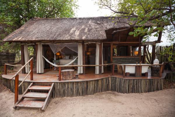sambia-sindabezi-island-cottage-2