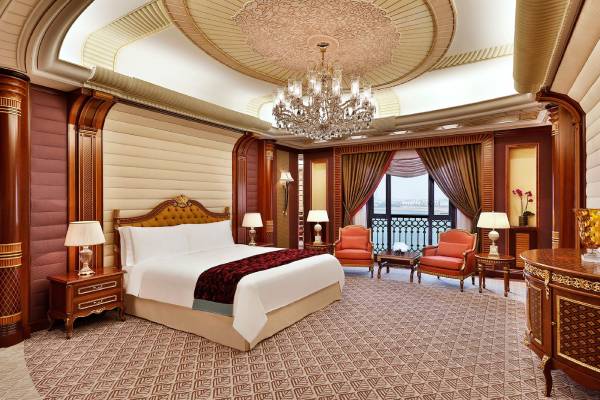 saudi-arabien-jeddah-the-ritz-carlton-royal-suite