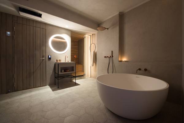 schweden-icehotel-365-spa-relax-bath-deluxe-suite