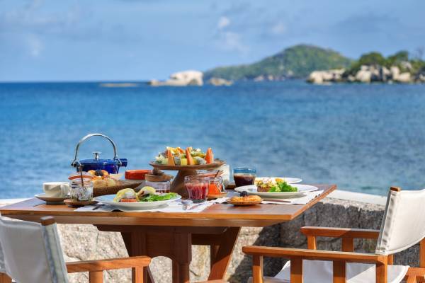 seychellen-six-senses-zil-pasyon-Breakfast_at_Ocean_Kitchen