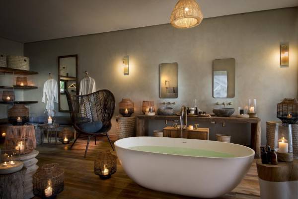 simbabwe-lake-kariba-bumi-hills-safari-lodge-baobab-villa