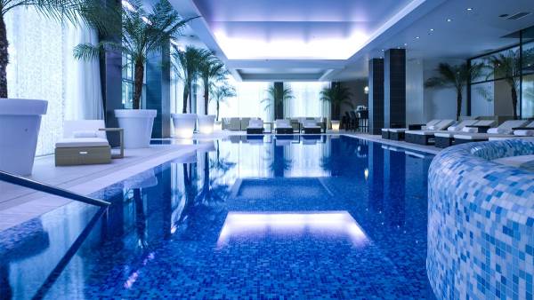 slowenien-portoroz-kempinski-palace-portoroz-indoor-pool