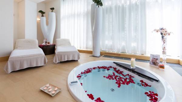 slowenien-portoroz-kempinski-palace-portoroz-rose-spa-treatment-room