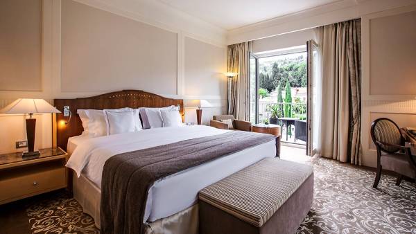 slowenien-portoroz-kempinski-palace-portoroz-superior-room-park-view-traditional-part