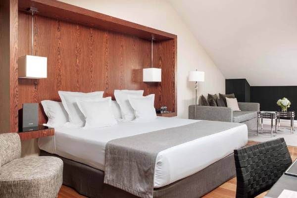 spanien-madrid-hotel-unico-deluxe-room