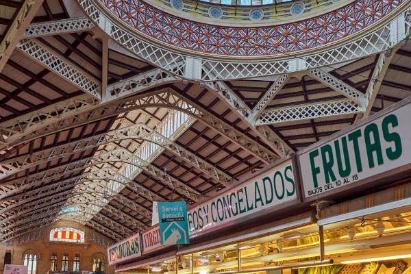 spanien-valencia-zentralmarkt-juan-gomez-oKk6gBBgZ4c-unsplash
