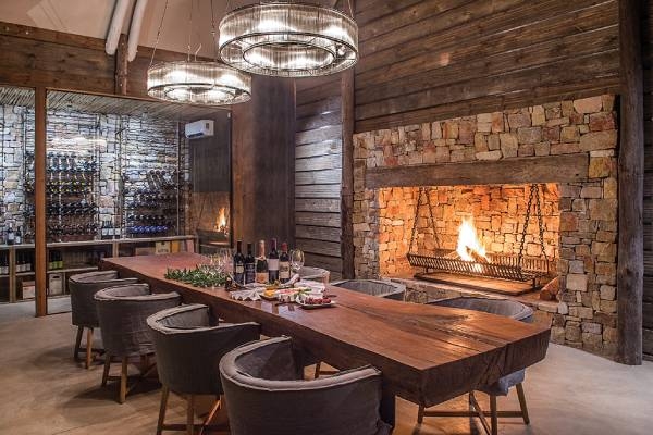 suedafrika-kariega-private-game-reserve-settlers-drift-weinkeller