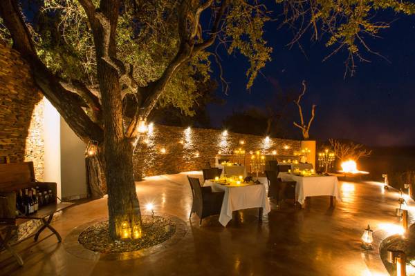 südafrika-madikwe-game-reserve-jamala-madikwe-dining-place-2