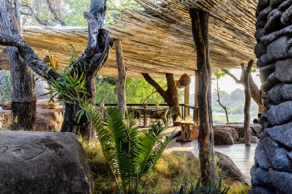 südafrika-sabi-sand-reservat-singita-boulders-lodge-main-lodge-dining-area
