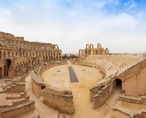 das imposante römische Amphitheater von El Djem (UNESCO Weltkulturerbe) ist ein Höhepunkt auf jeder Tunesien Rundreise