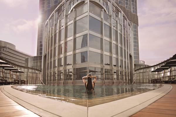 vae-dubai-armani-hotel-dubai-pool
